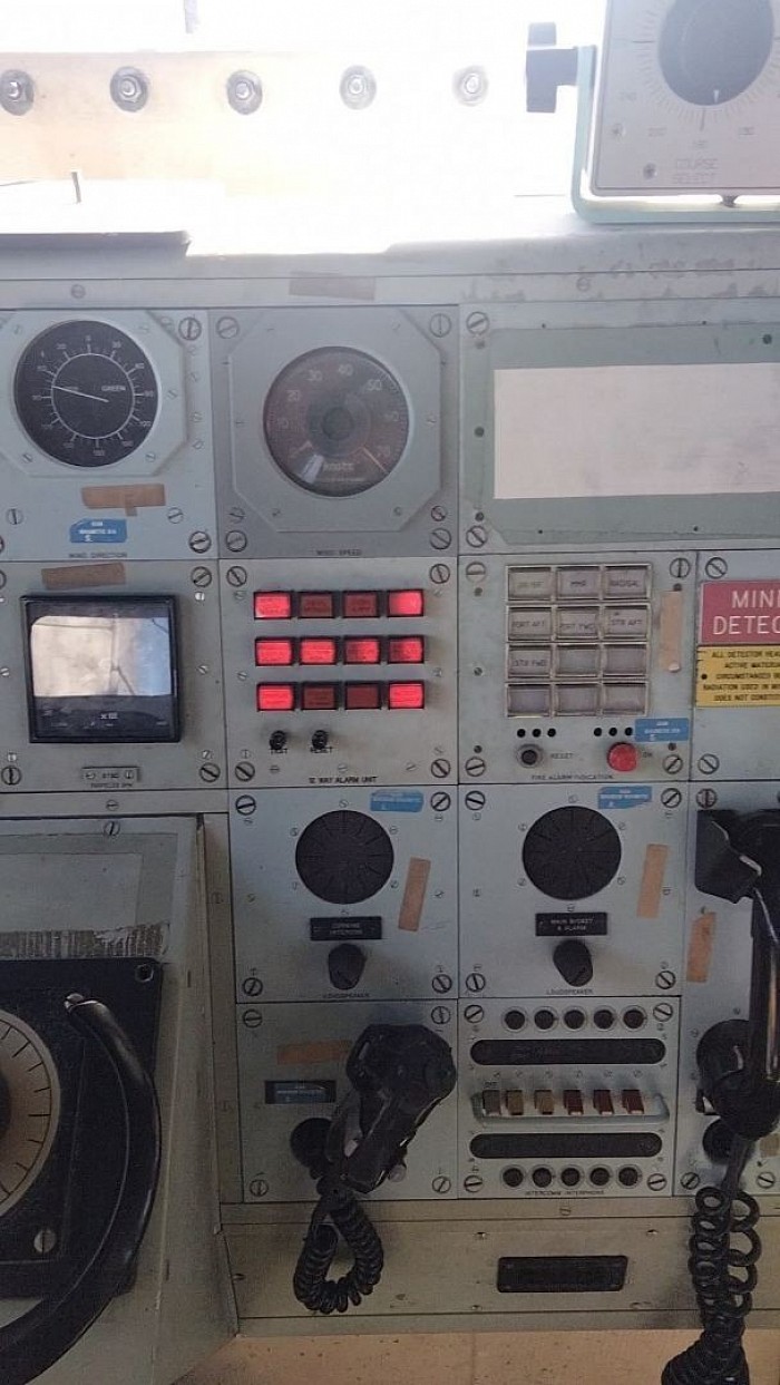 Bridge Control Panel (Part)